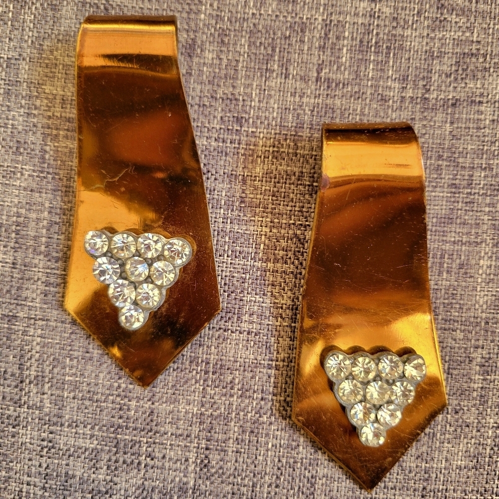 Pair Of Vintage Fur Clips